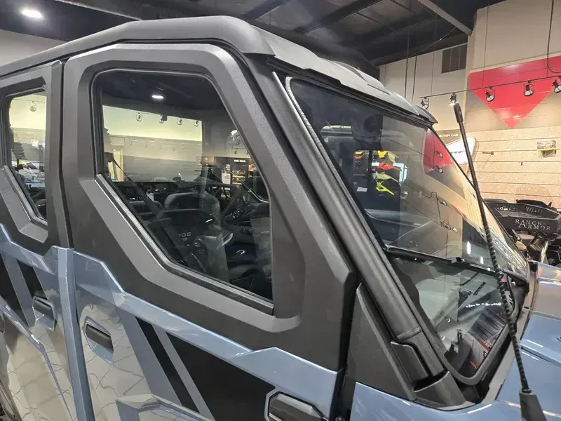 2025 Kawasaki RIDGE XR CREW HVAC Image 9