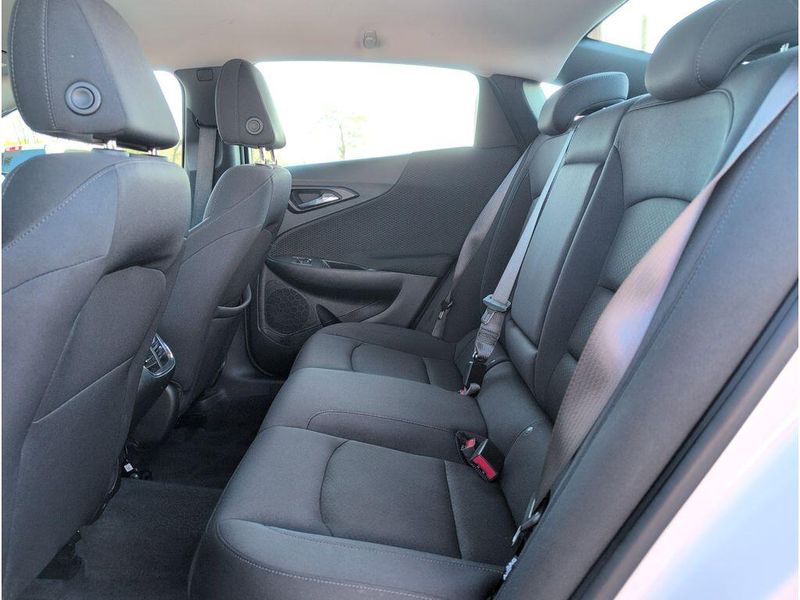 Used 2024 Chevrolet Malibu LTImage 28