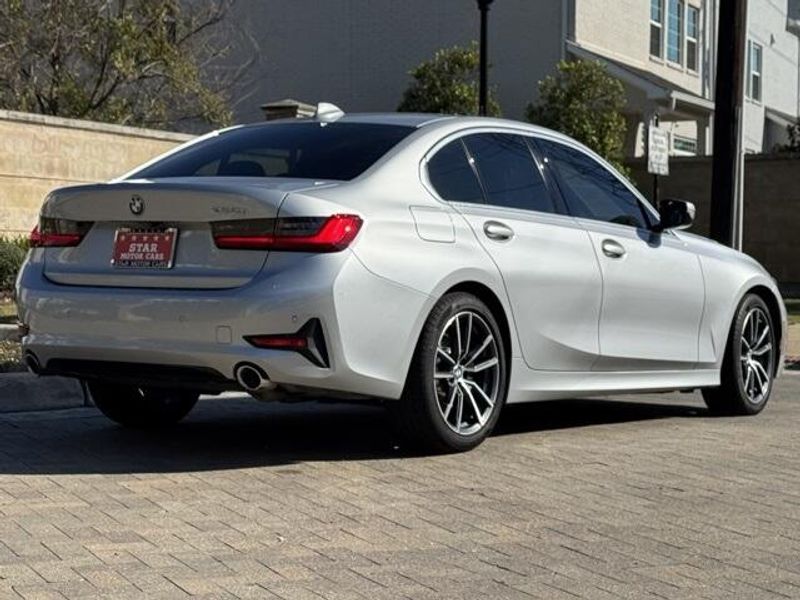 2020 BMW 3 Series 330iImage 13