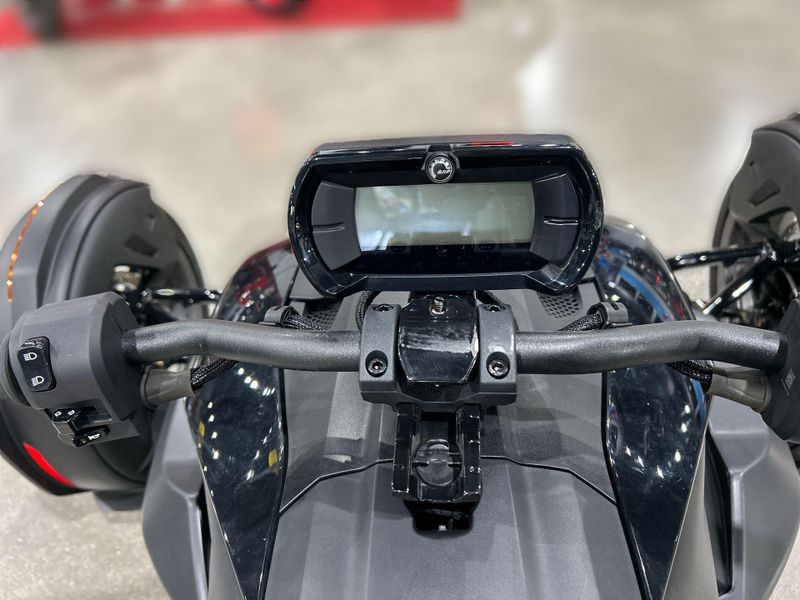 Used 2024 Can-Am RYKER 900 ACE Image 22