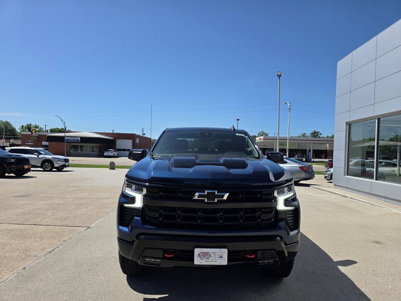 Used 2023 Chevrolet Silverado 1500 LT Trail BossImage 3
