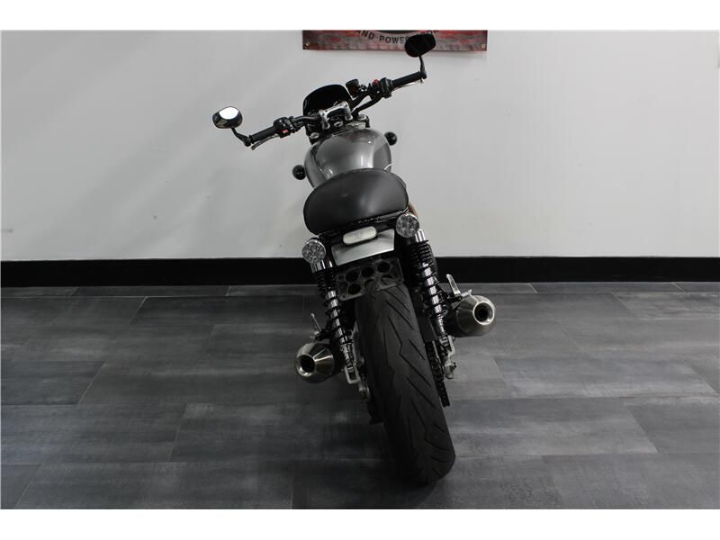 2020 Triumph SPEED TWIN 1200 Image 4