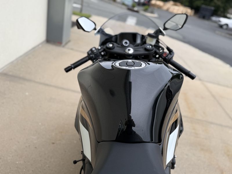 2026 Kawasaki NINJA ZX 6R ABSImage 6