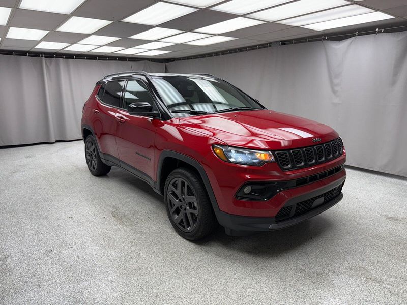 New 2025 Jeep Compass Limited 4x4Image 4