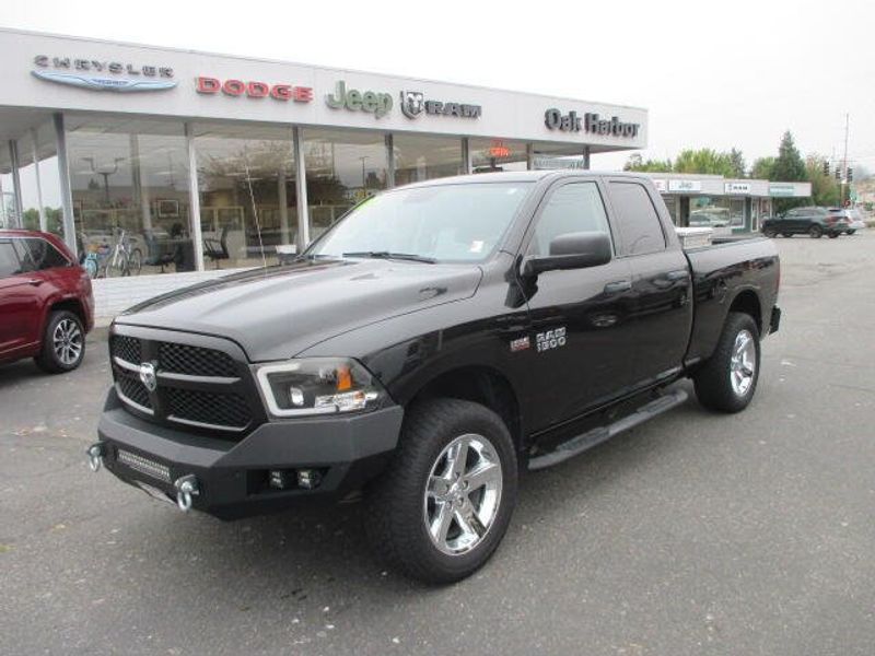Used 2018 RAM 1500 ExpressImage 2