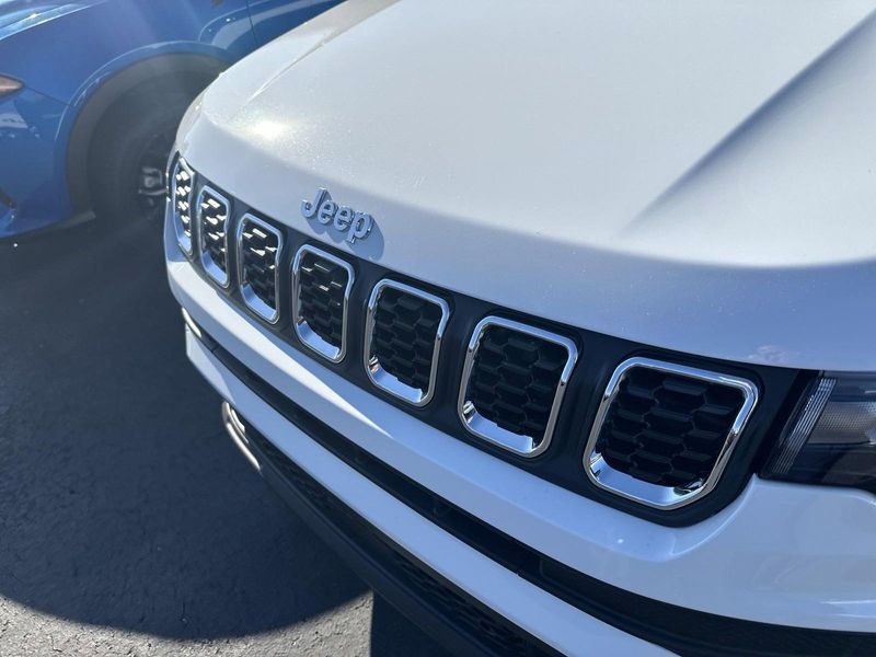 2025 Jeep Compass Sport 4x4Image 19