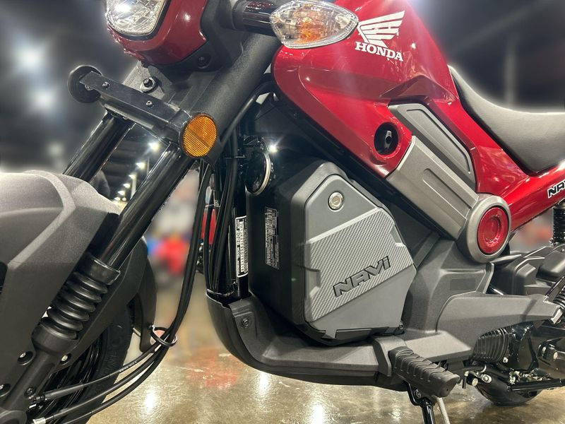 2025 Honda Navi Image 22