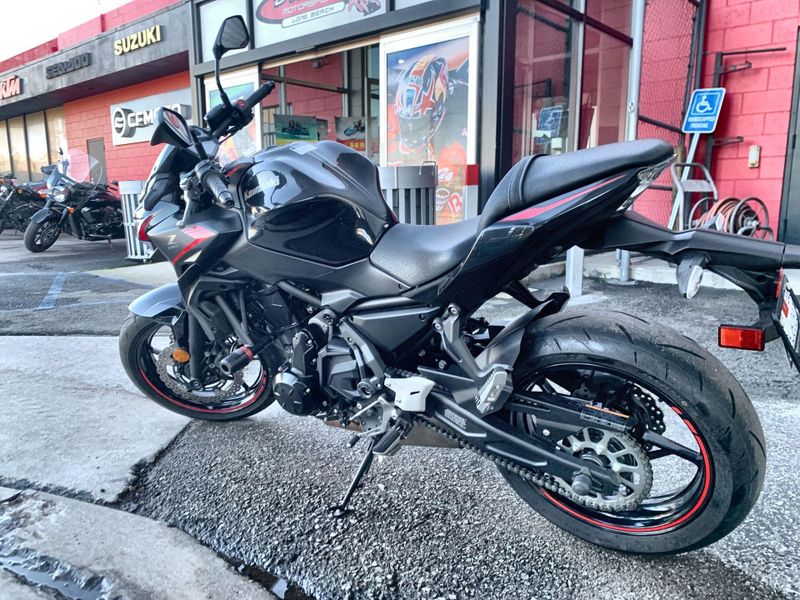 Used 2023 Kawasaki Z650 Base Image 21