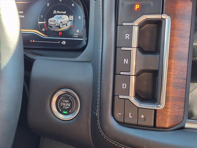 Used 2023 GMC Yukon Denali UltimateImage 22