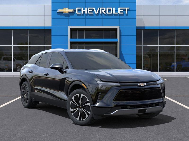 New 2025 Chevrolet Blazer EV AWD LTImage 7