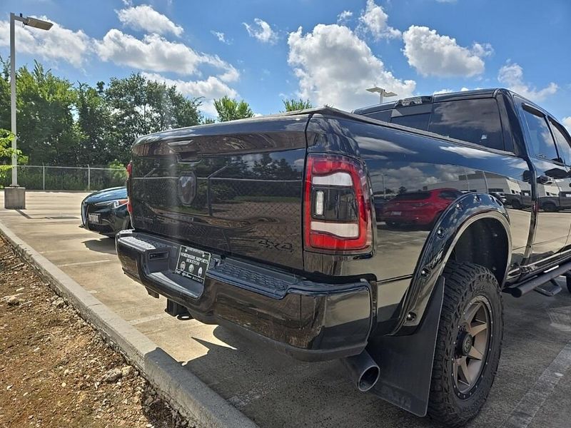 2022 RAM 2500 Lone Star SilverImage 3