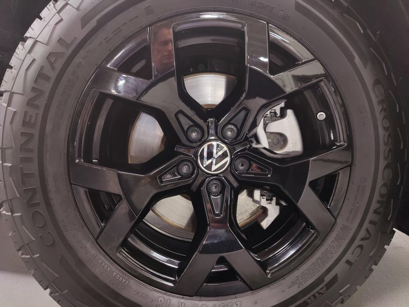 Used 2024 Volkswagen Atlas Peak Edition AWD SEL w/Sunroof/NavImage 31