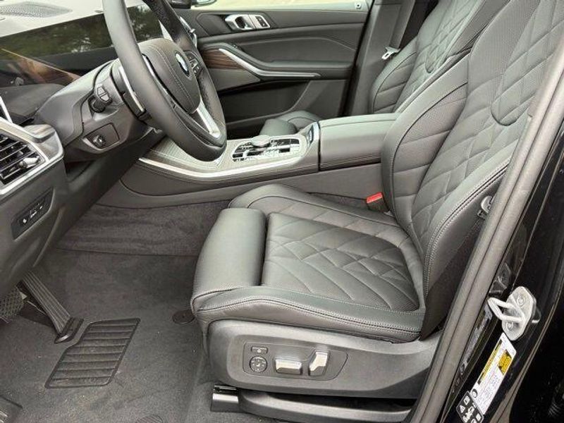 New 2026 BMW X5 xDrive40iImage 18