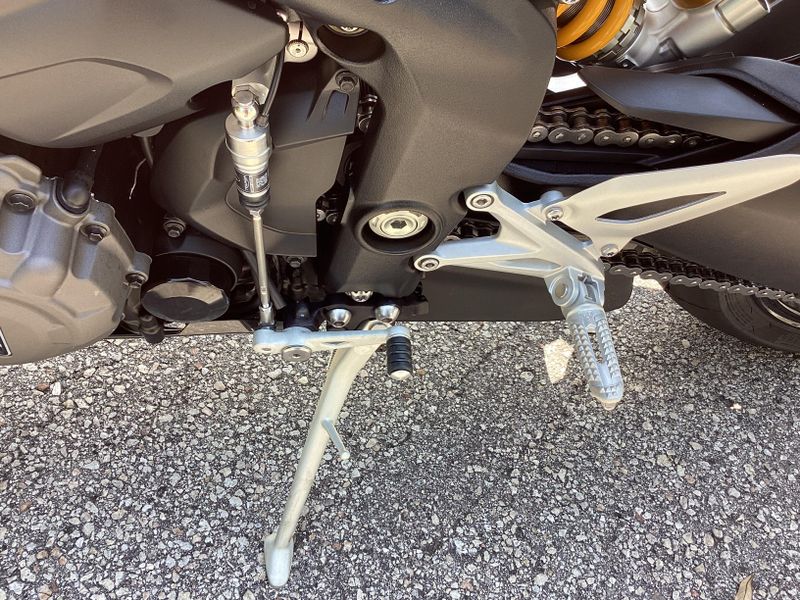 2025 Triumph Speed Triple 1200 RS 