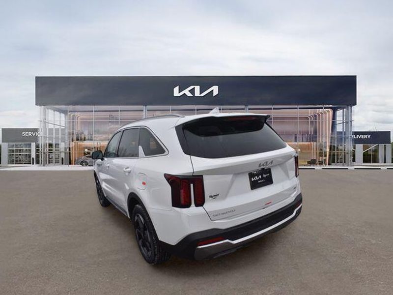 New 2026 Kia Sorento Hybrid EXImage 6