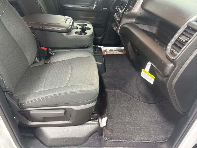 2026 Ram 2500 Tradesman photo 9