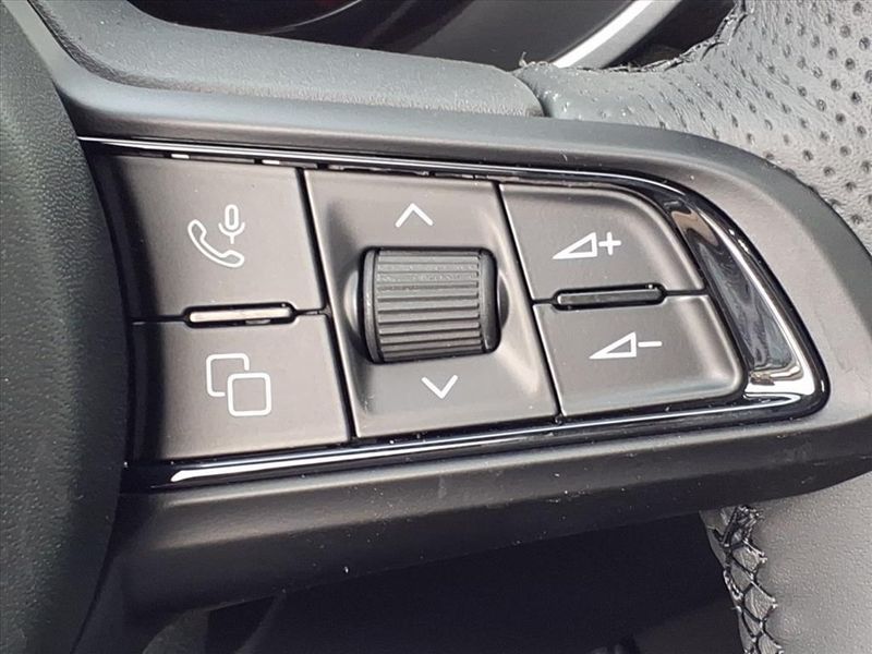 New 2025 Alfa Romeo Stelvio AWDImage 19