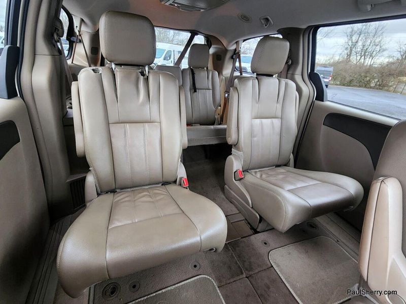 Used 2014 Chrysler Town & Country Touring