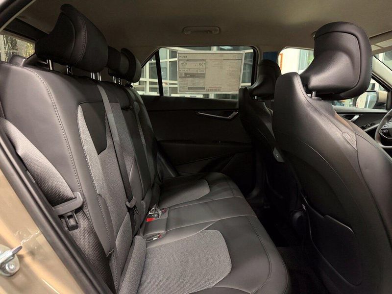 New 2027 Kia Niro LXImage 15