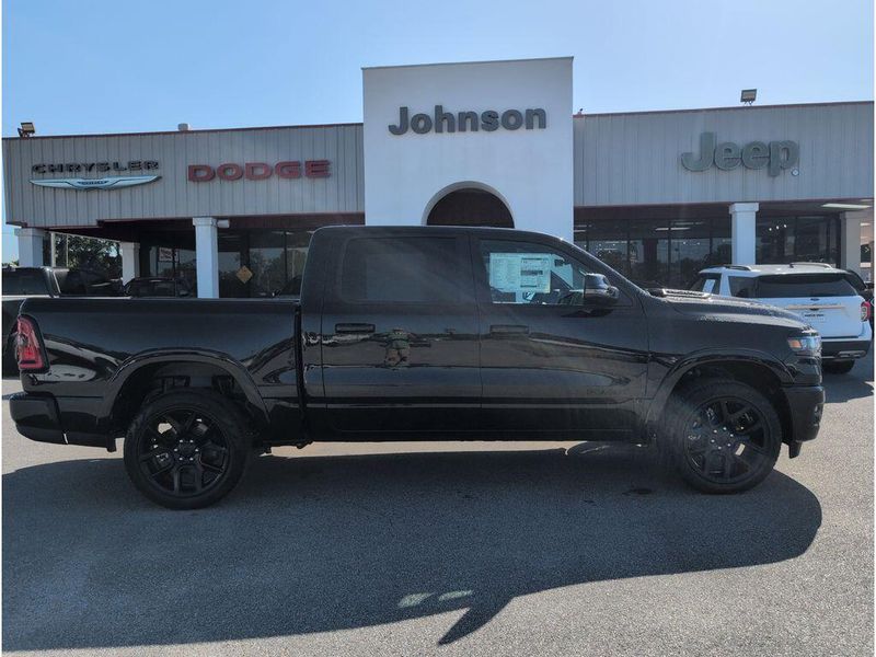 New 2025 RAM 1500 Laramie Crew Cab 4x4 5