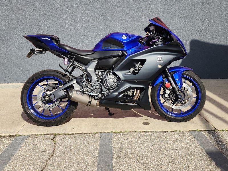 Used 2024 Yamaha YZF R7 Image 11