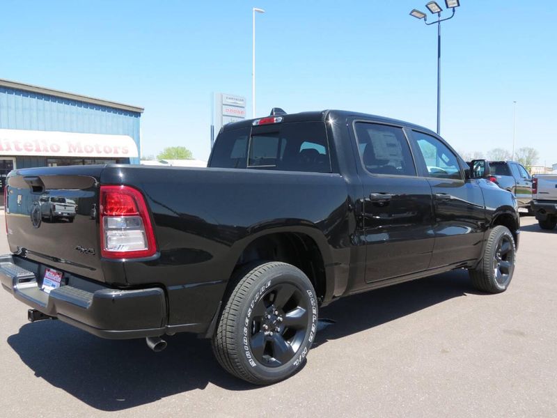 2023 RAM 1500 Tradesman 4x4 4dr Crew Cab 5.6 ft. SB PickupImage 2