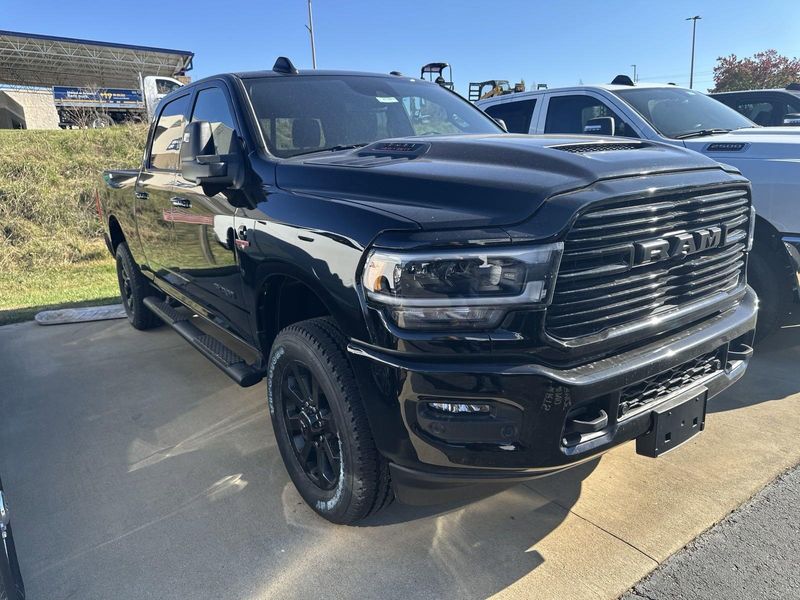 2024 RAM 3500 Laramie Crew Cab 4x4 6