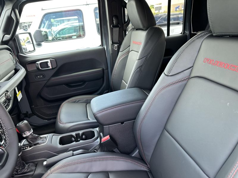 New 2025 Jeep Gladiator Rubicon X 4x4Image 21