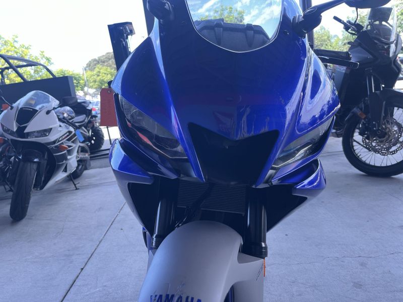 Used 2021 Yamaha YZF-R3 ABS Image 17