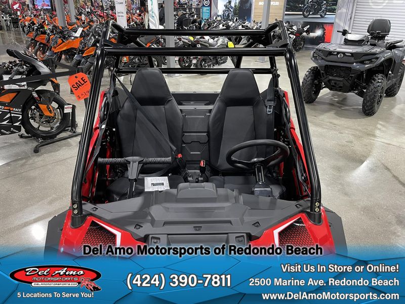 2025 Polaris RZR 200 EFIImage 8