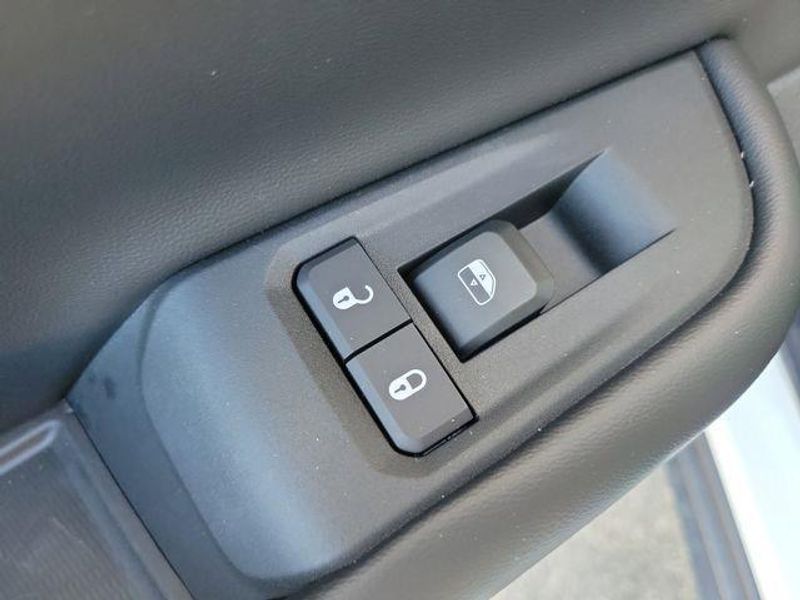 New 2026 Jeep Grand Cherokee Limited 4x2