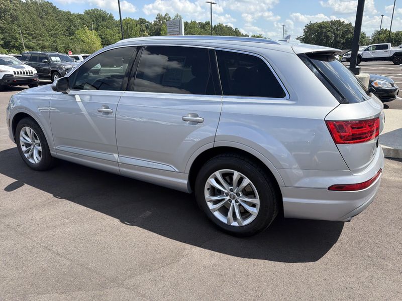 Used 2017 Audi Q7 Premium PlusImage 17