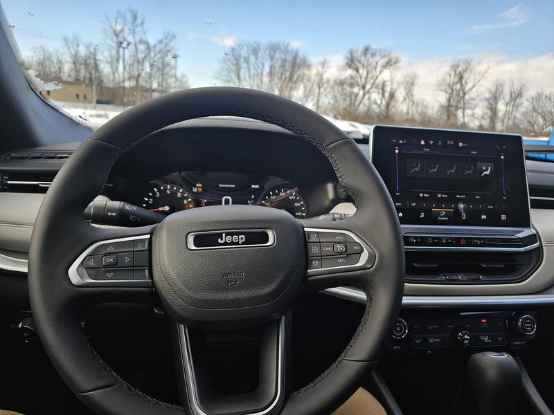 New 2026 Jeep Compass Limited 4x4Image 15