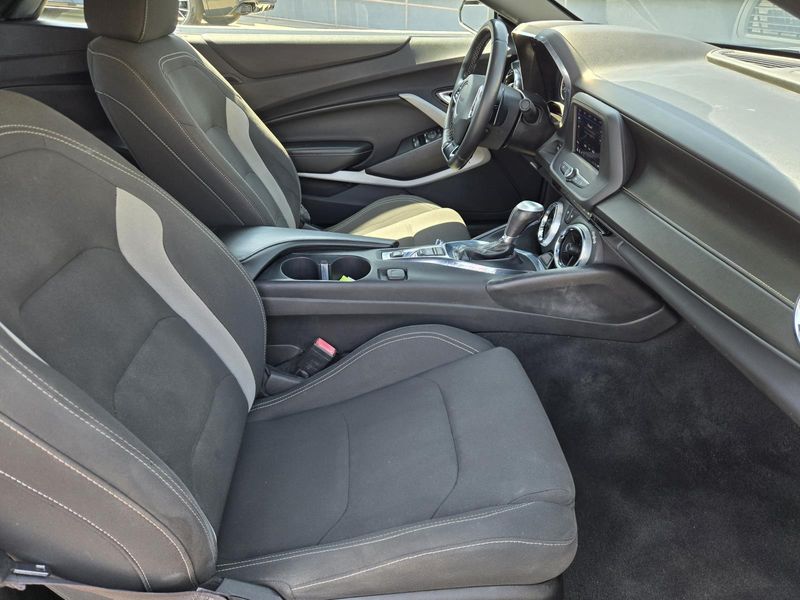 Used 2020 Chevrolet Camaro 2dr Conv 1LT