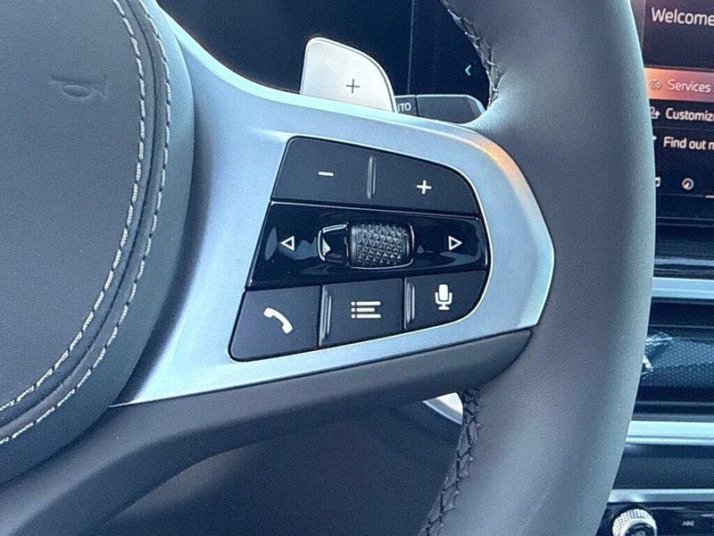 New 2027 BMW X7 xDrive40iImage 23