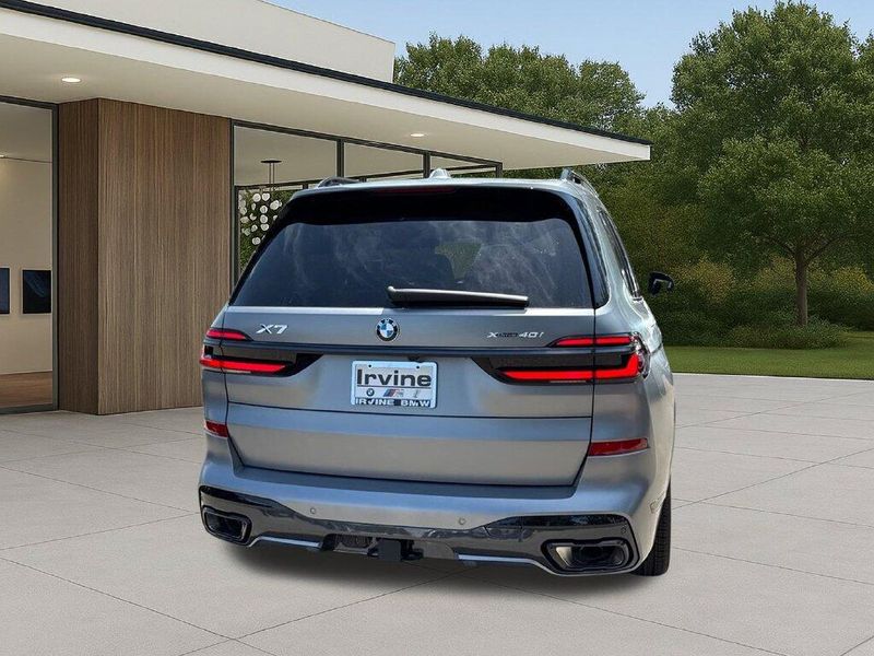 New 2027 BMW X7 xDrive40iImage 9