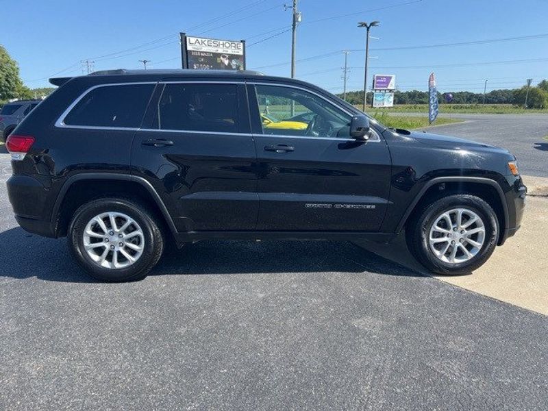 2021 Jeep Grand Cherokee Laredo XImage 8