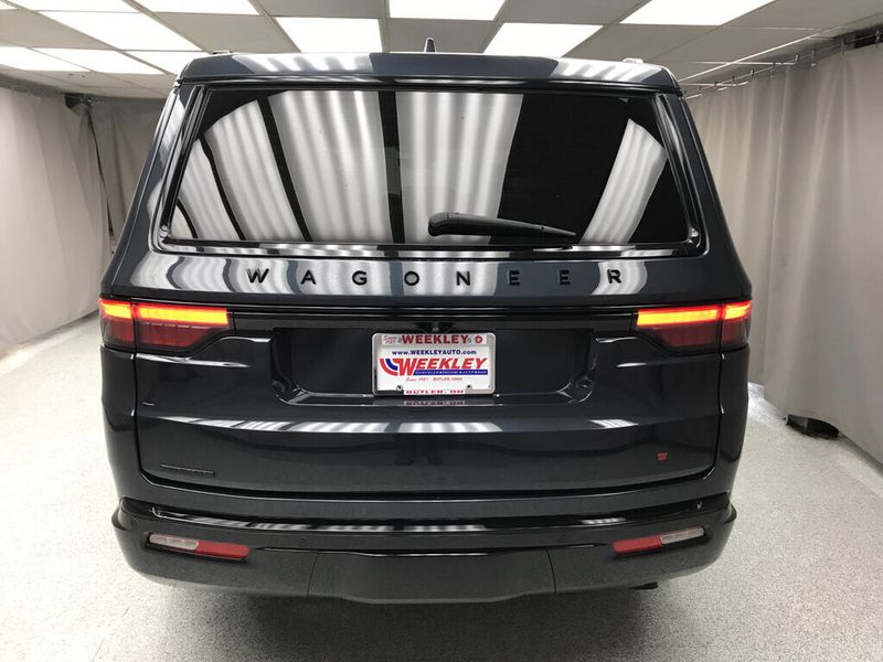 2023 Jeep Wagoneer Series II CarbideImage 20