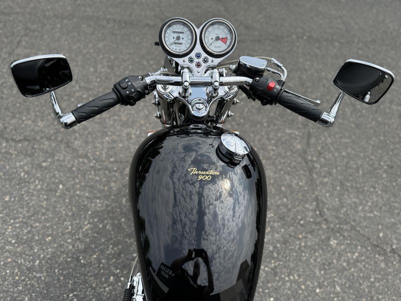 Used 2010 Triumph Thruxton EFI 900 