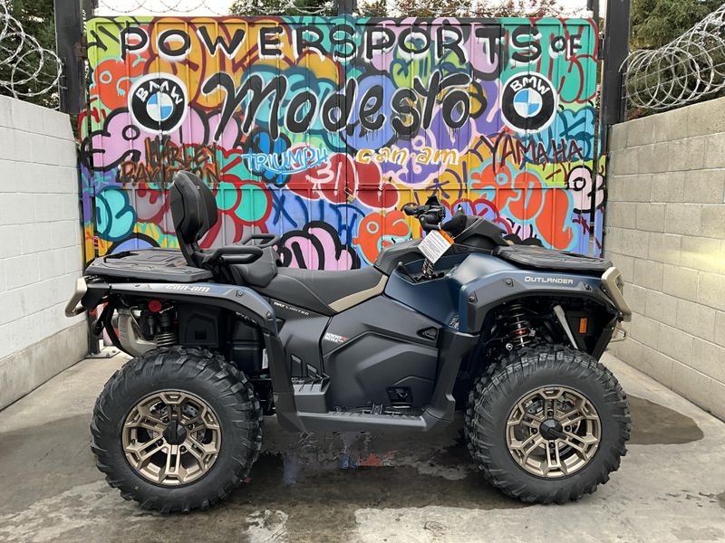 New 2026 Can-Am OUTLANDER MAX LTD 1000R DEMO Image 4