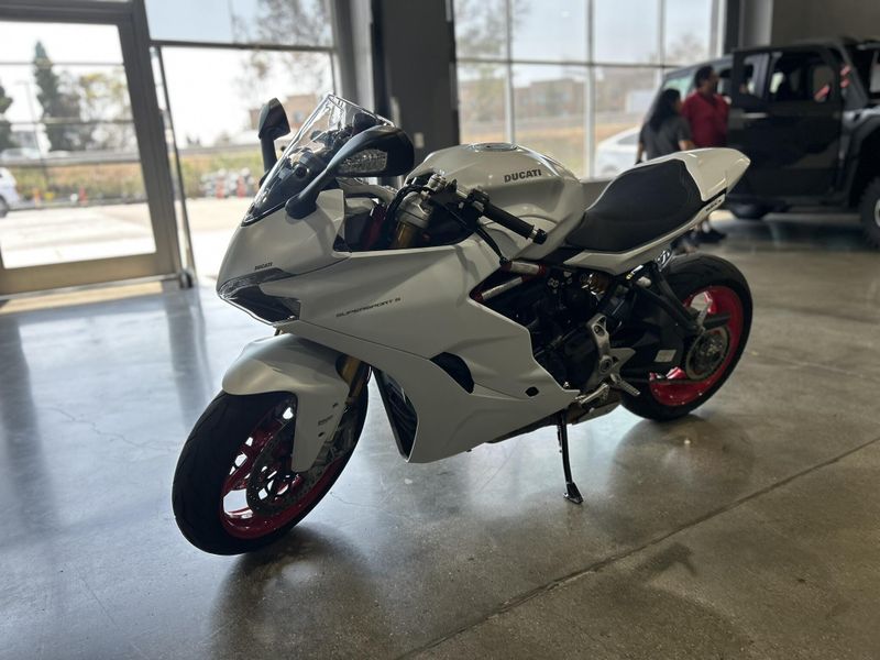 Used 2020 Ducati SUPER SPORT S Image 14