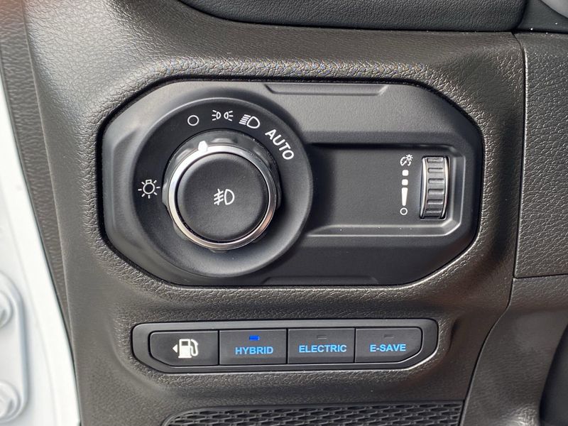 Used 2023 Jeep Wrangler 4xE Rubicon 4xeImage 24