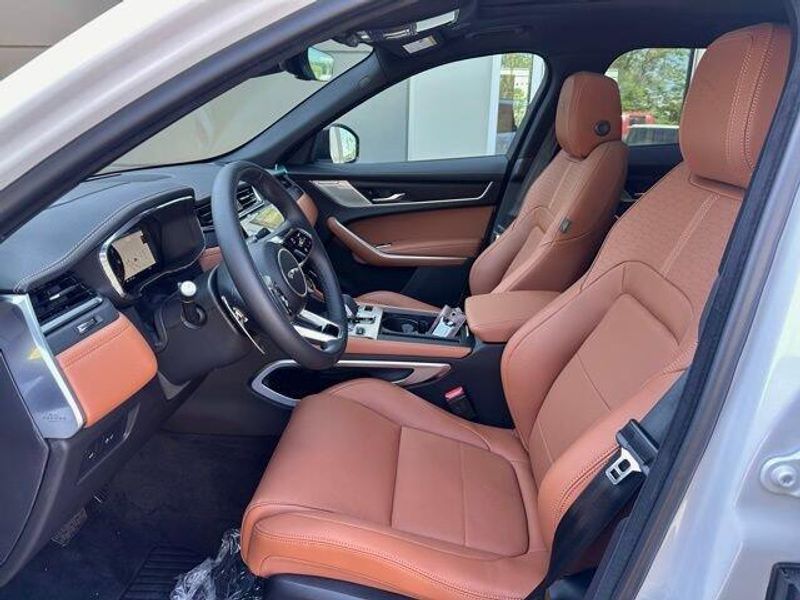 2026 Jaguar F-PACE R-Dynamic S