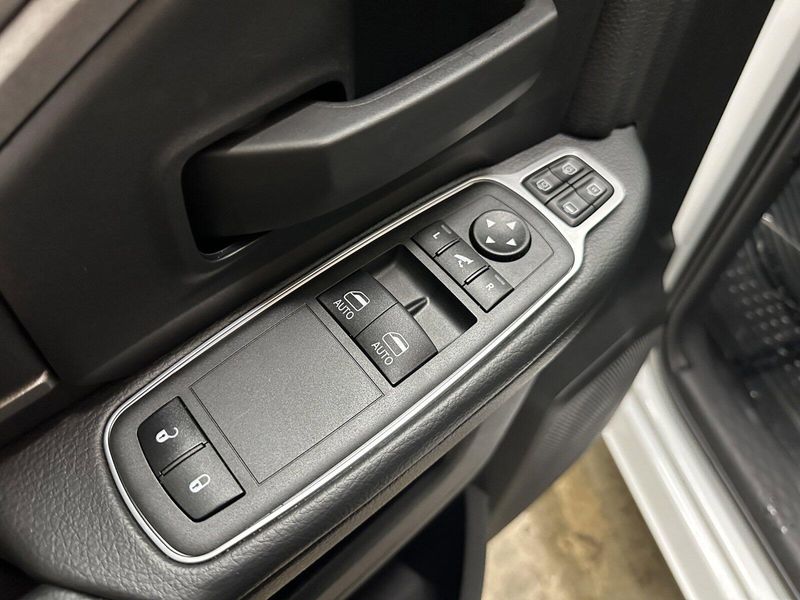 2024 RAM 3500 TradesmanImage 5