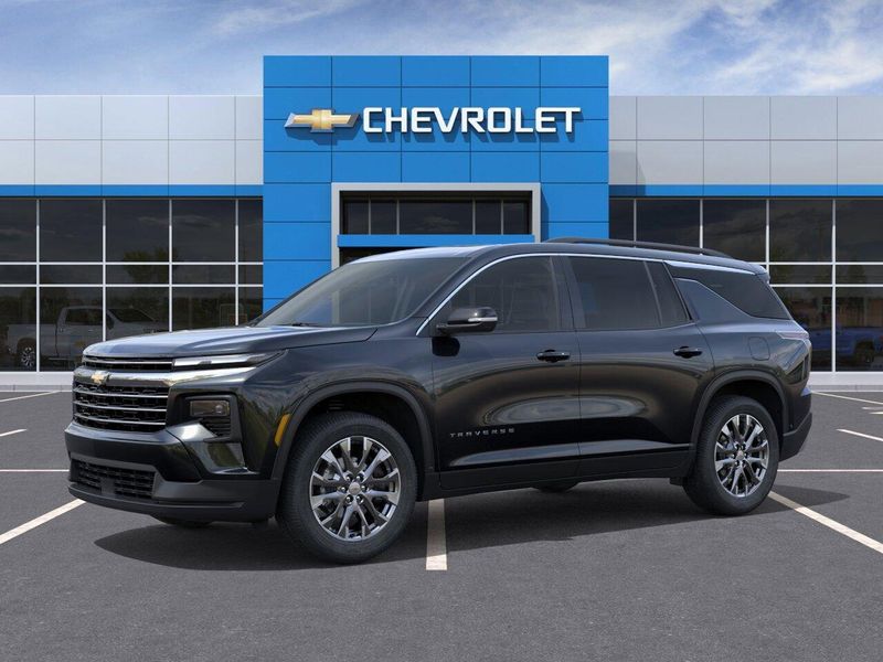 New 2026 Chevrolet Traverse FWD LTImage 2