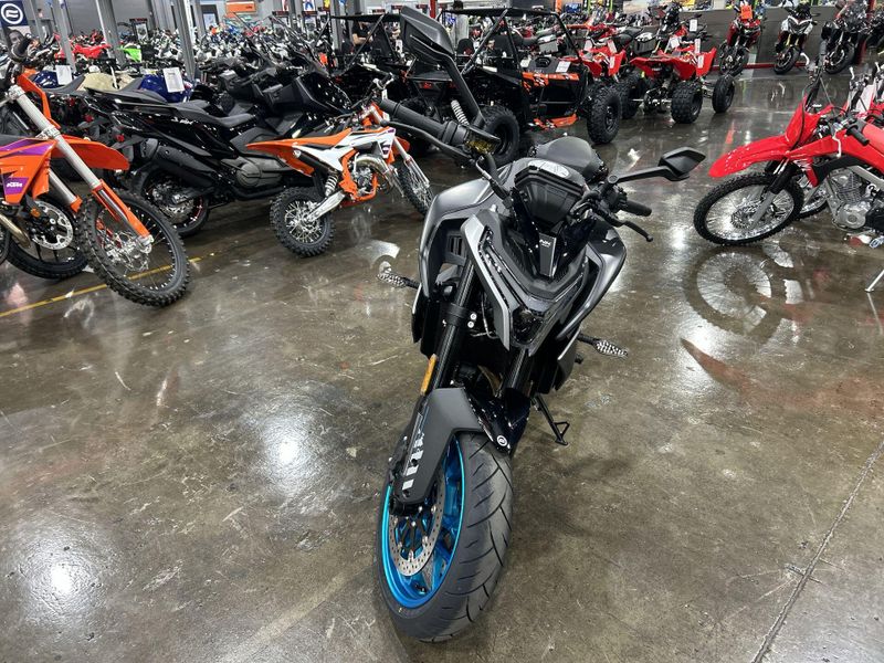 New 2026 CFMOTO 800NK Image 27