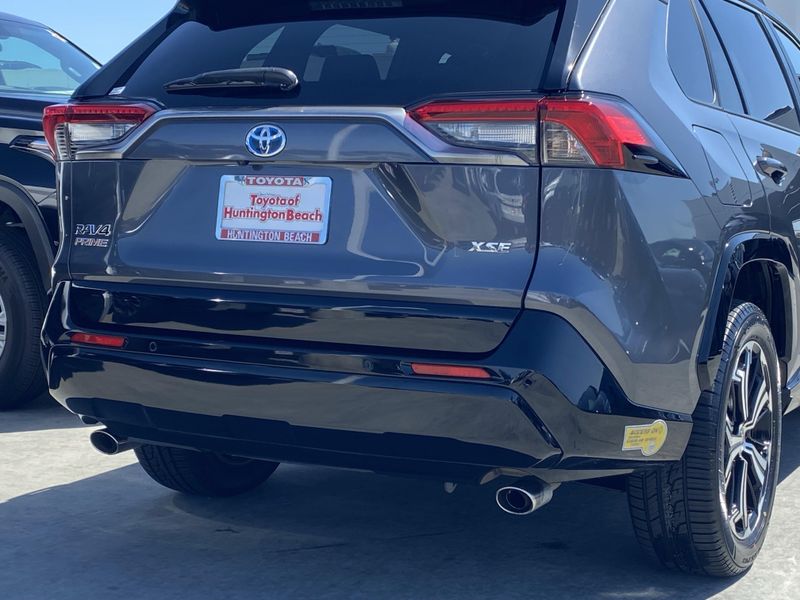 Used 2021 Toyota RAV4 Prime XSEImage 4