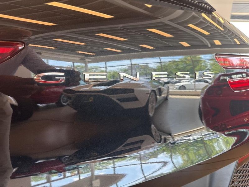 2023 Genesis GV70 2.5T
