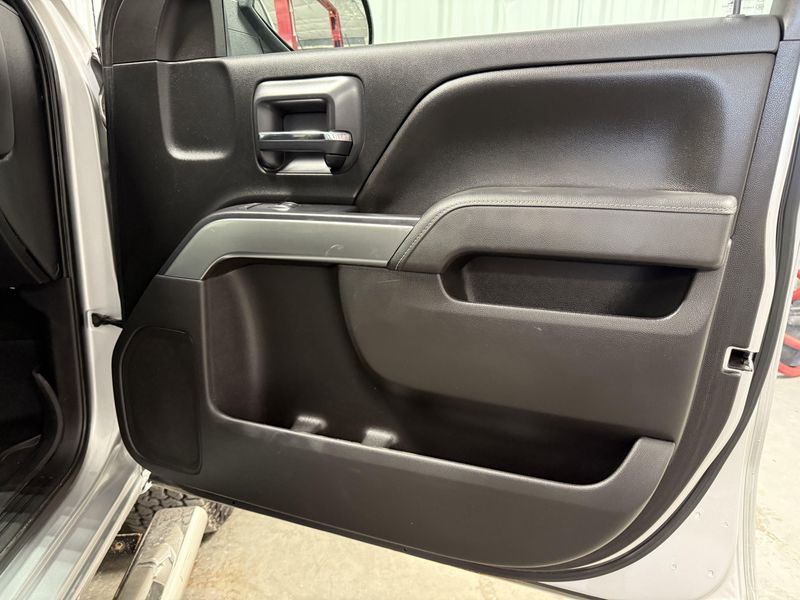 Used 2014 Chevrolet Silverado 1500 LTImage 9