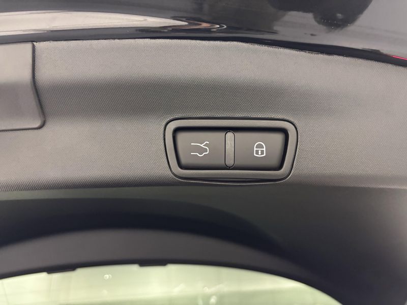 New 2025 Alfa Romeo Stelvio AwdImage 11